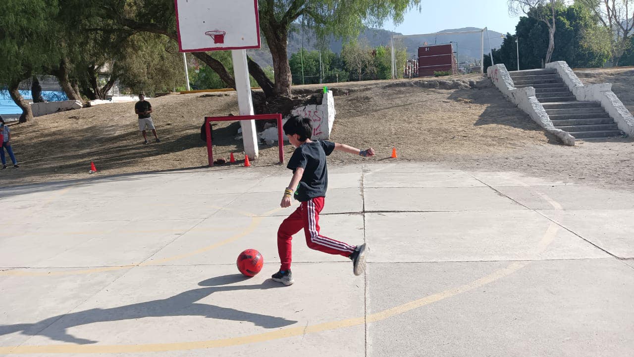 ¡Activate en las Escuelas de Iniciacion Deportiva Practica futbol basquetbol