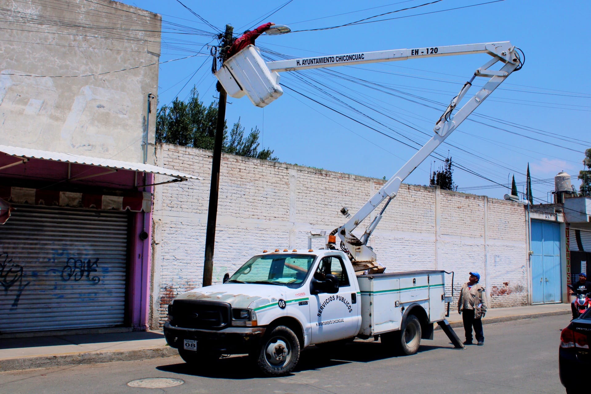 1680357442 291 Esta manana la Presidenta Municipal Lic Agustina Catalina Velasco Vicuna