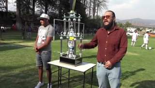 1680457485 Asi fue la entrega del trofeo a los vencedores de