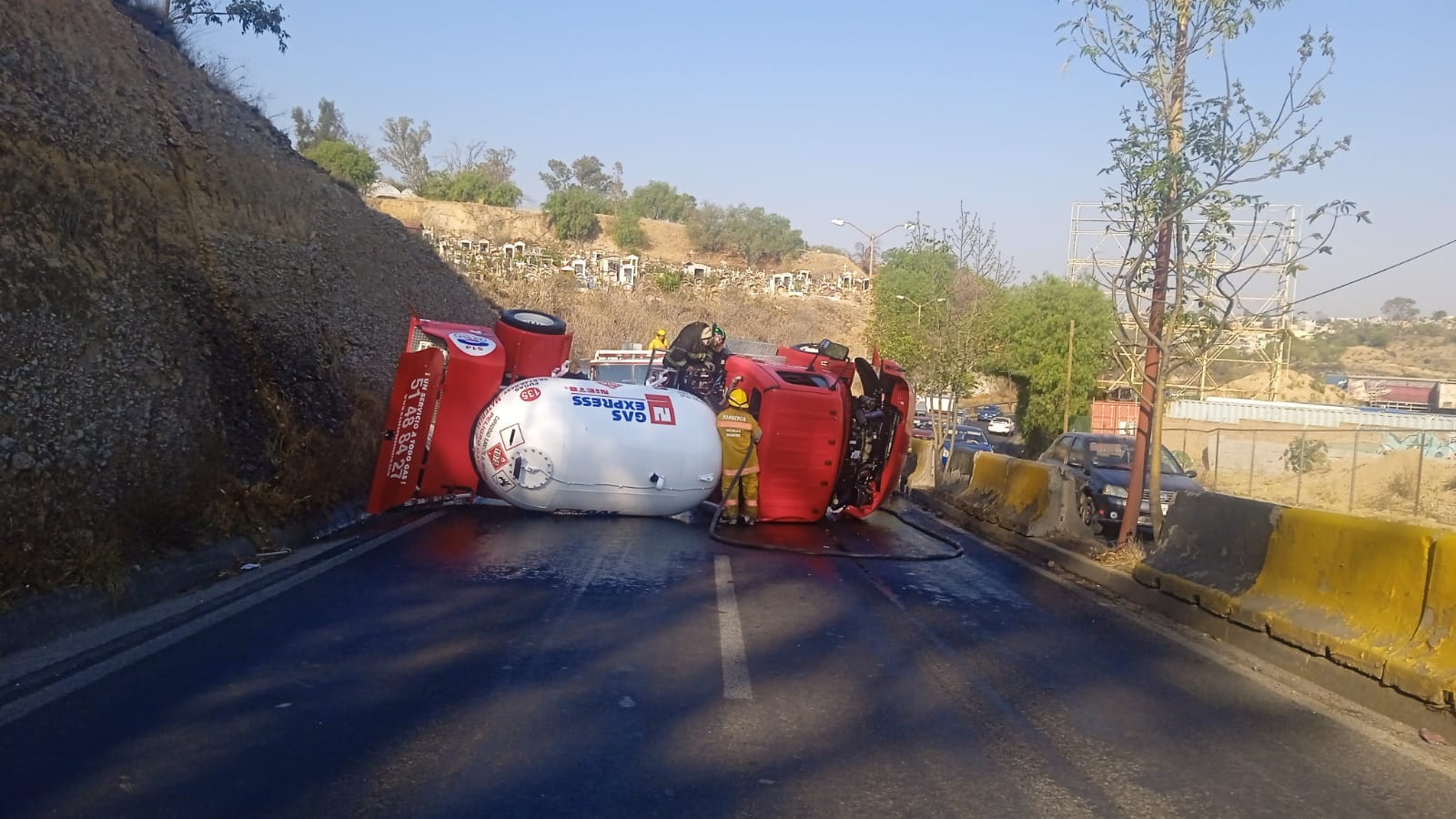 1680554355 251 Se encuentra cerrada la Via Corta a Morelia debido a