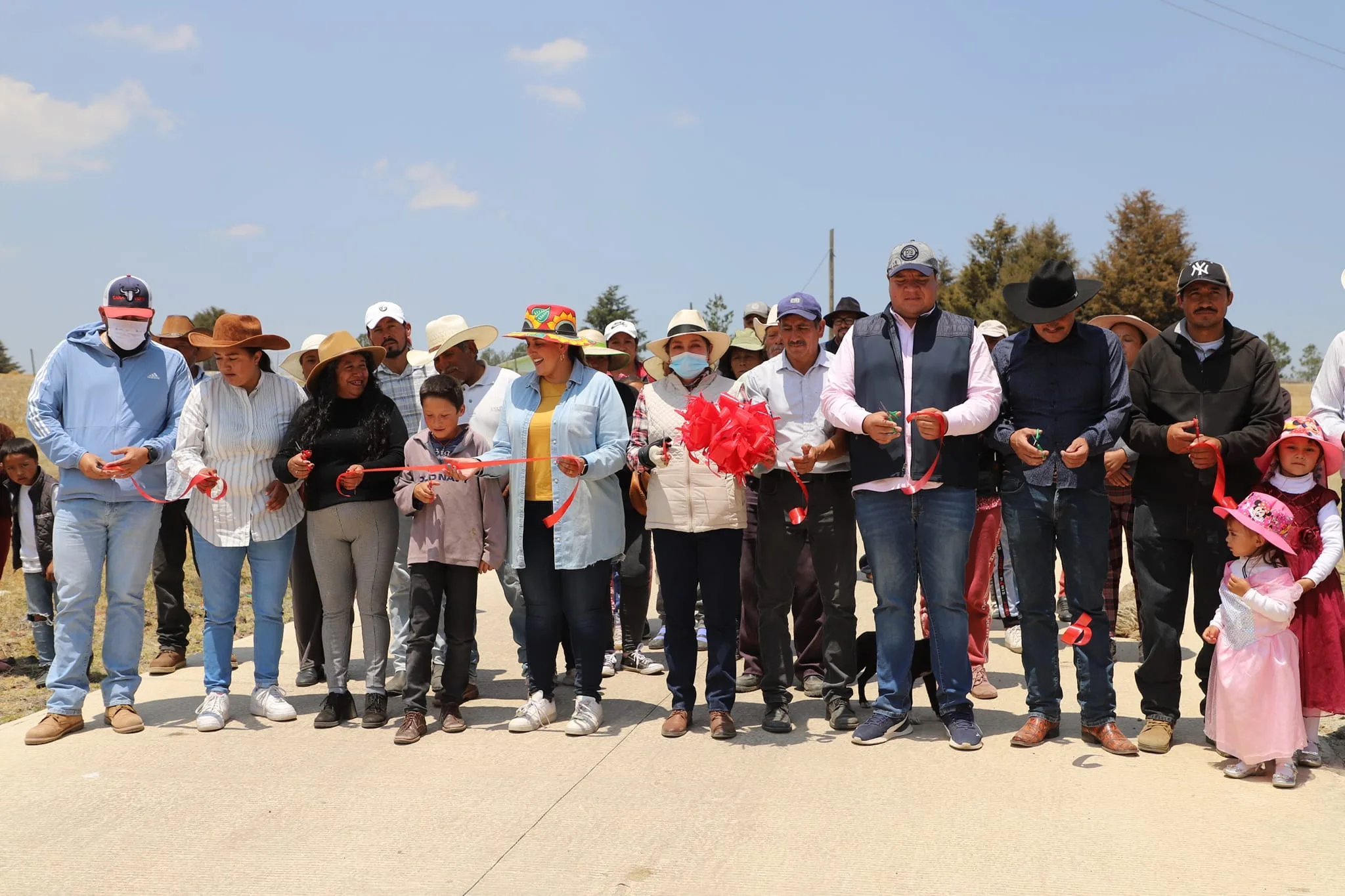 1680901103 En San Agustin Altamirano Segunda Seccion los vecinos fueron testigos jpg