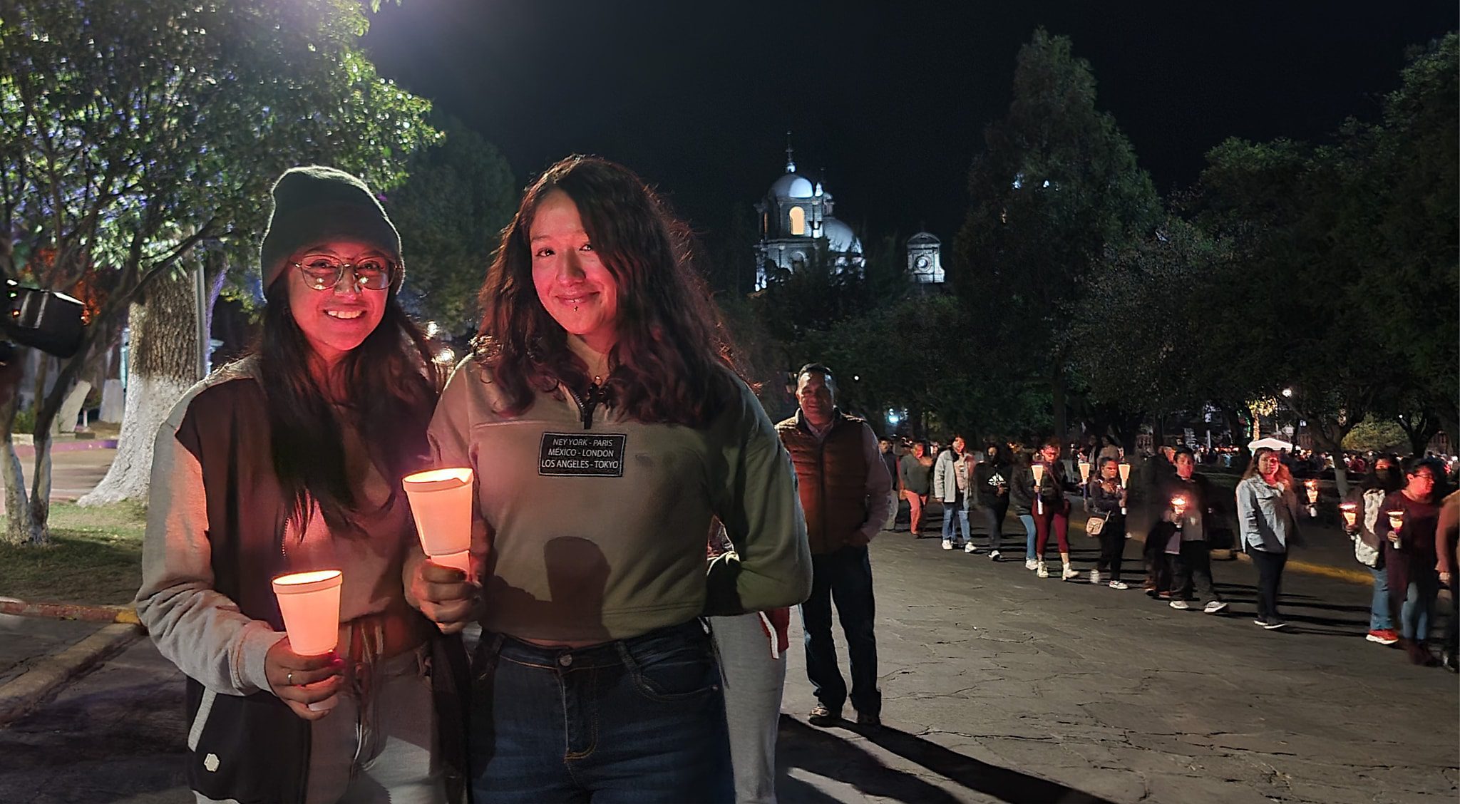 1680956960 689 Jocotitlan vivio esta noche la Procesion del Silencio una arraigada