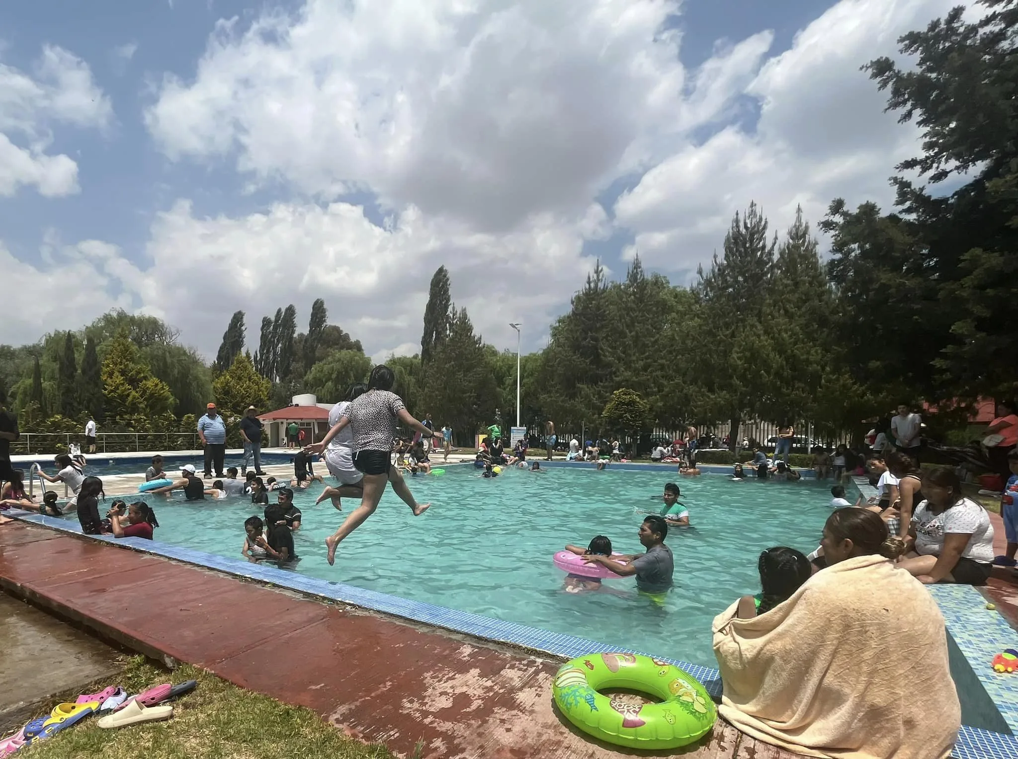 1680993089 Sabado de Gloria en el Parque Las Ranas de SanAntonioLaIsla jpg