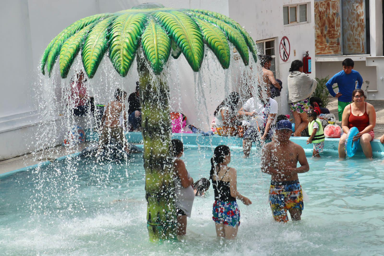 1681080618 648 Disfruta un domingo familiar y relajante en el Balneario Municipal