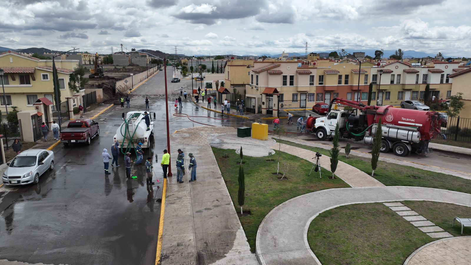 1681246047 422 Intensificamos los trabajos de las cuadrillas de auxilio y de