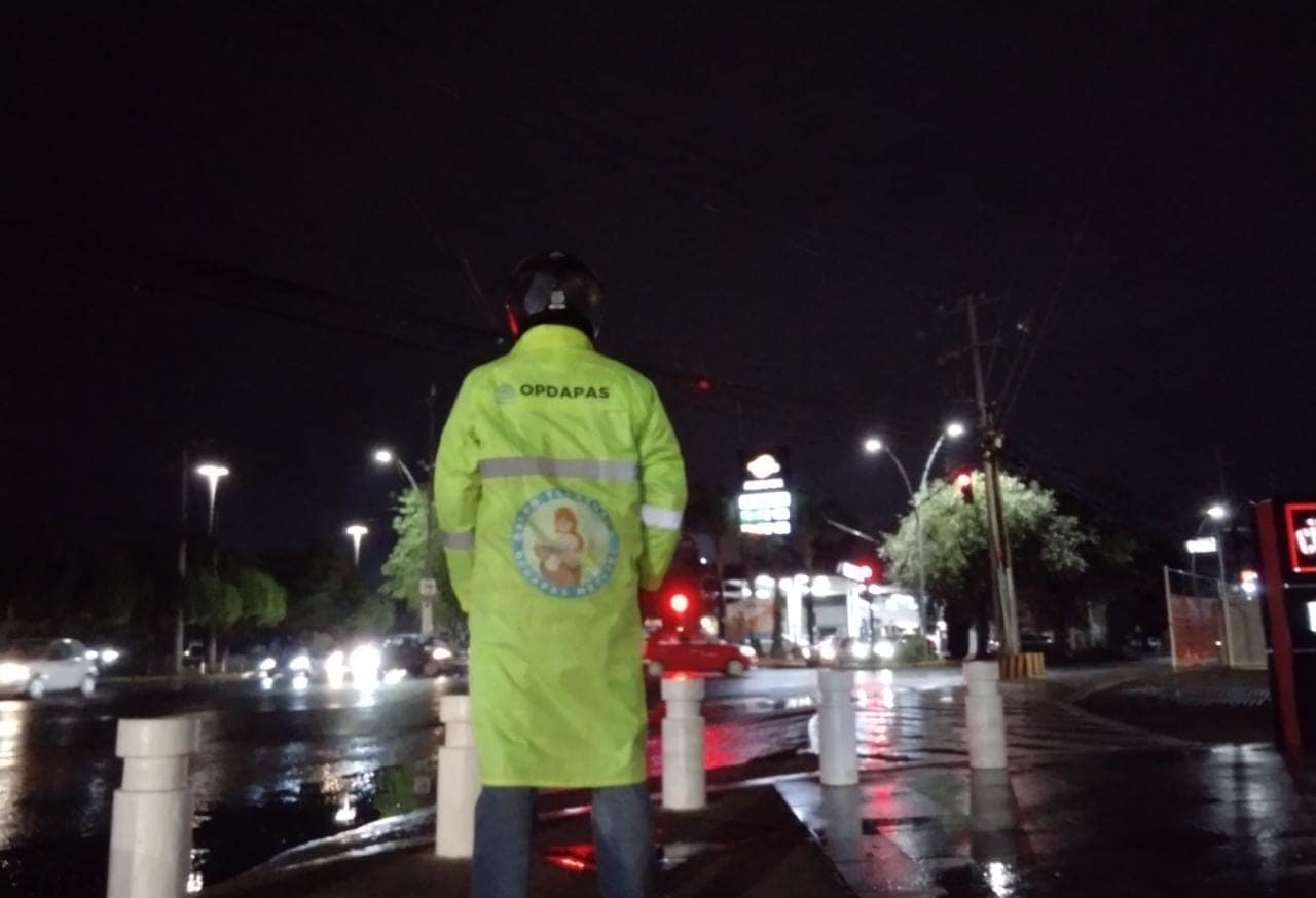 1681304427 546 Cuadrillas de Opdapas de Metepec recorren esta noche el municipio