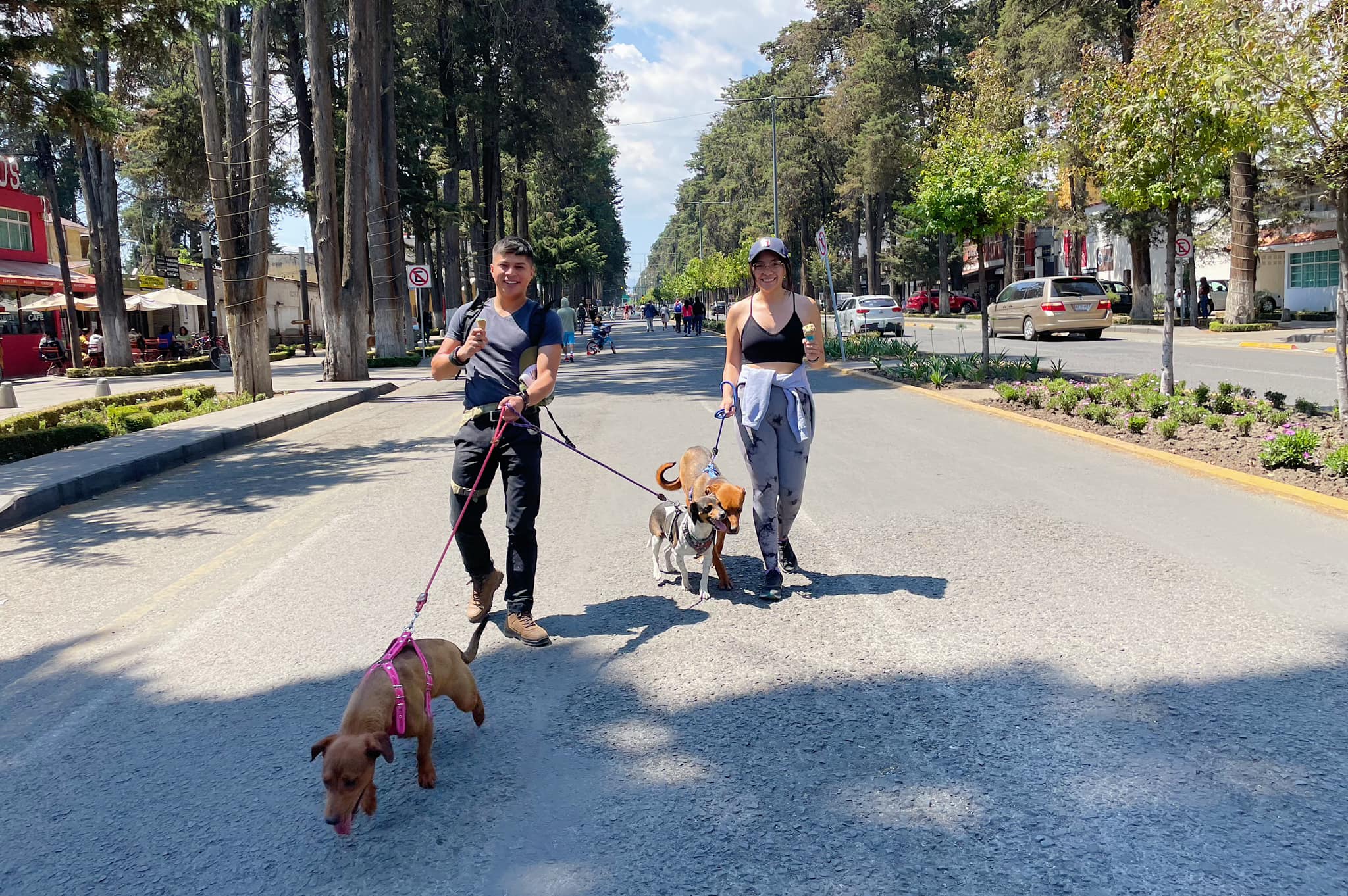 1681671986 719 ¡Asi vivimos nuestro PaseoDominical en Paseo Colon Como cada fin