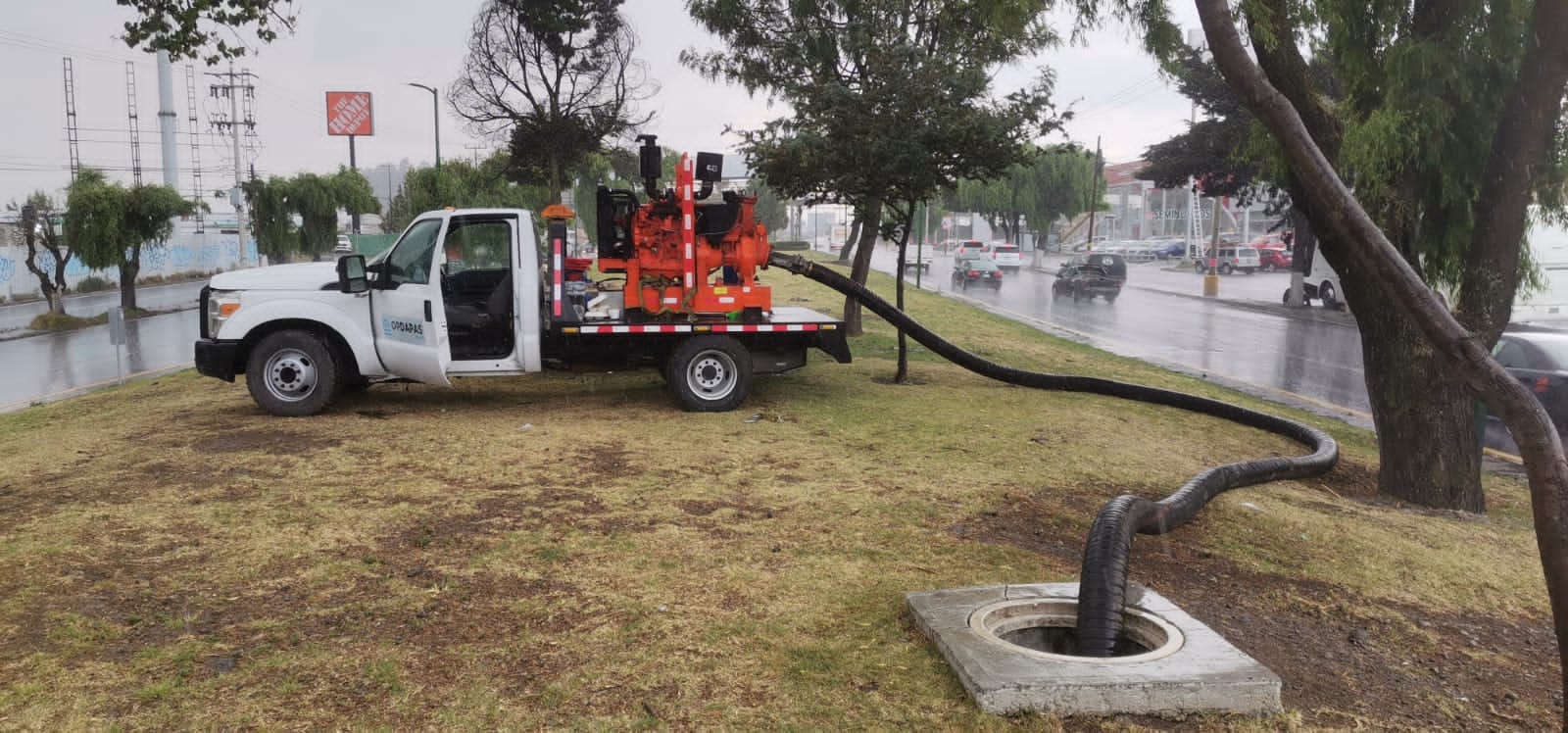 1681759715 2 Mantenemos en activo nuestros operativos ante la lluvia de esta