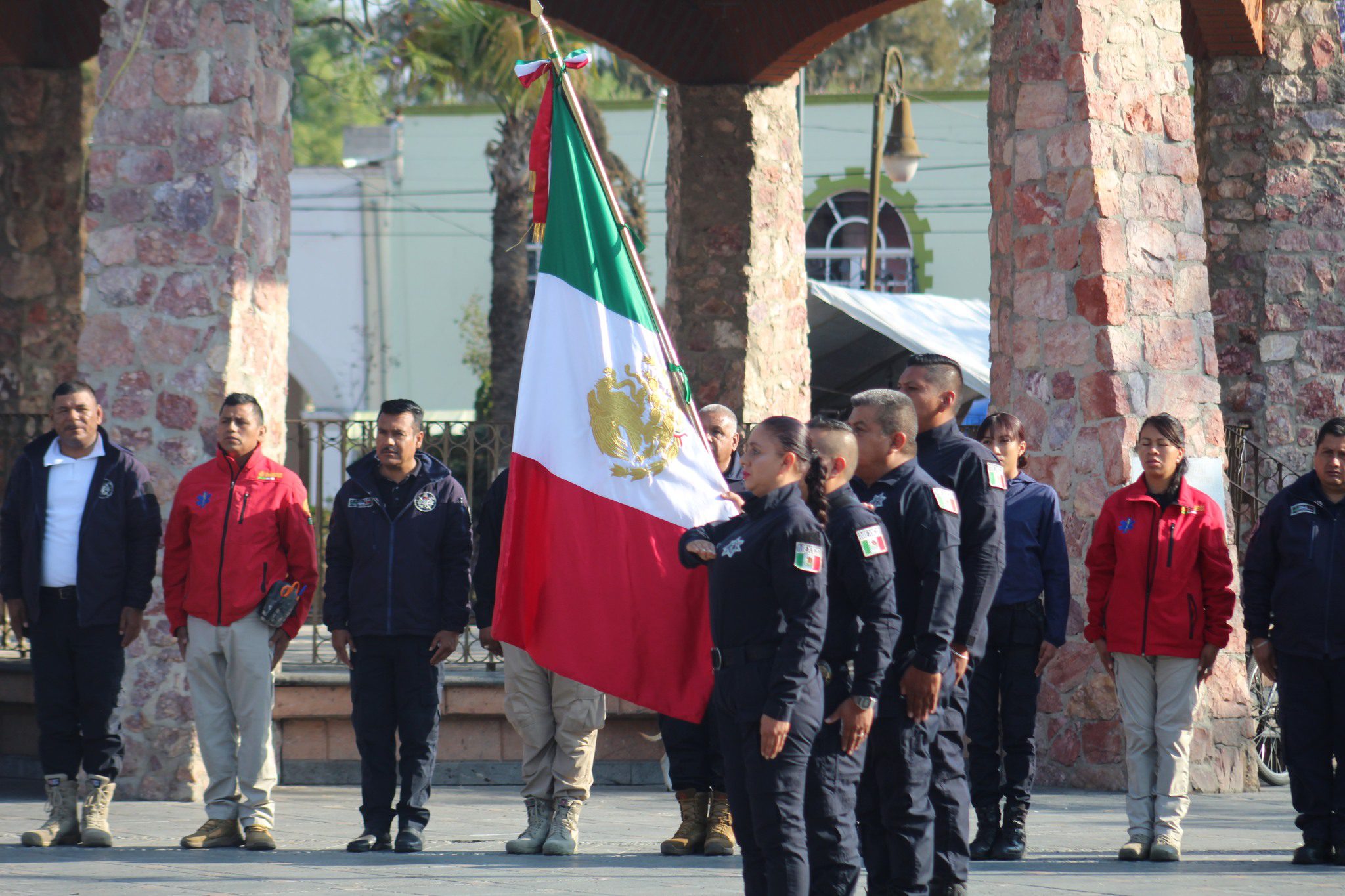 1681767559 818 Esta manana se llevaron a cabo los honores a la