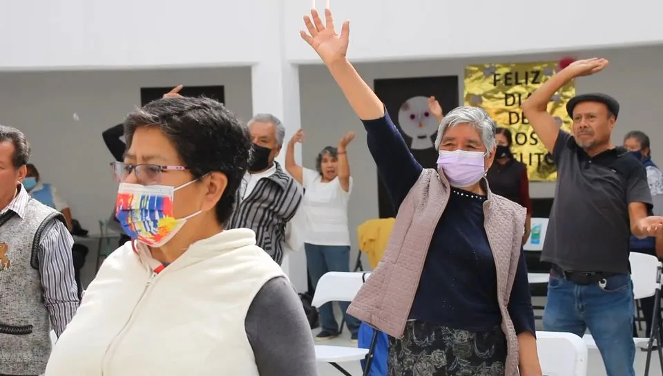 1681775657 CLASES DE ZhiNeng QiGong Acerca a tu adulto mayor jpg