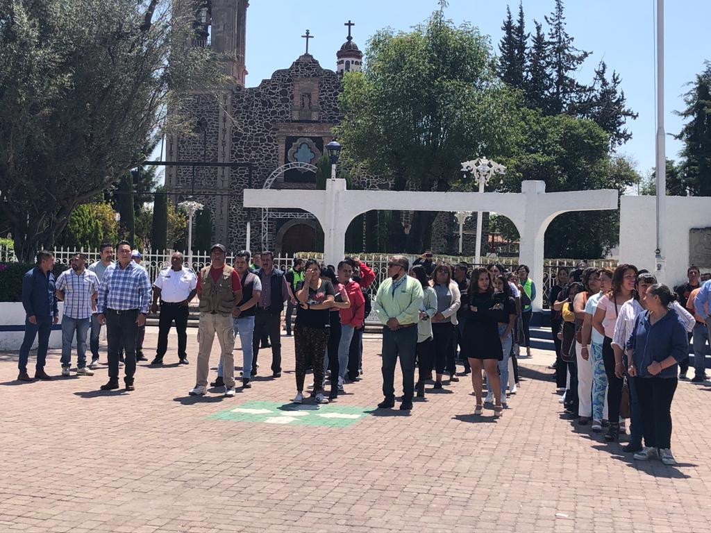 1681946198 676 Trabajadores del Ayuntamiento de Tezoyuca asi como ciudadanos que realizaban