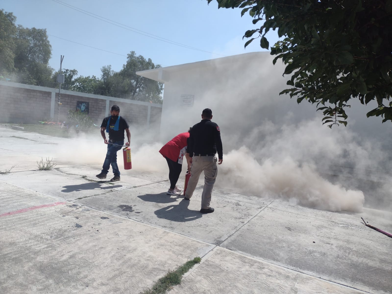 1682081476 789 Impartimos capacitacion del curso basico de Prevencion Combate y