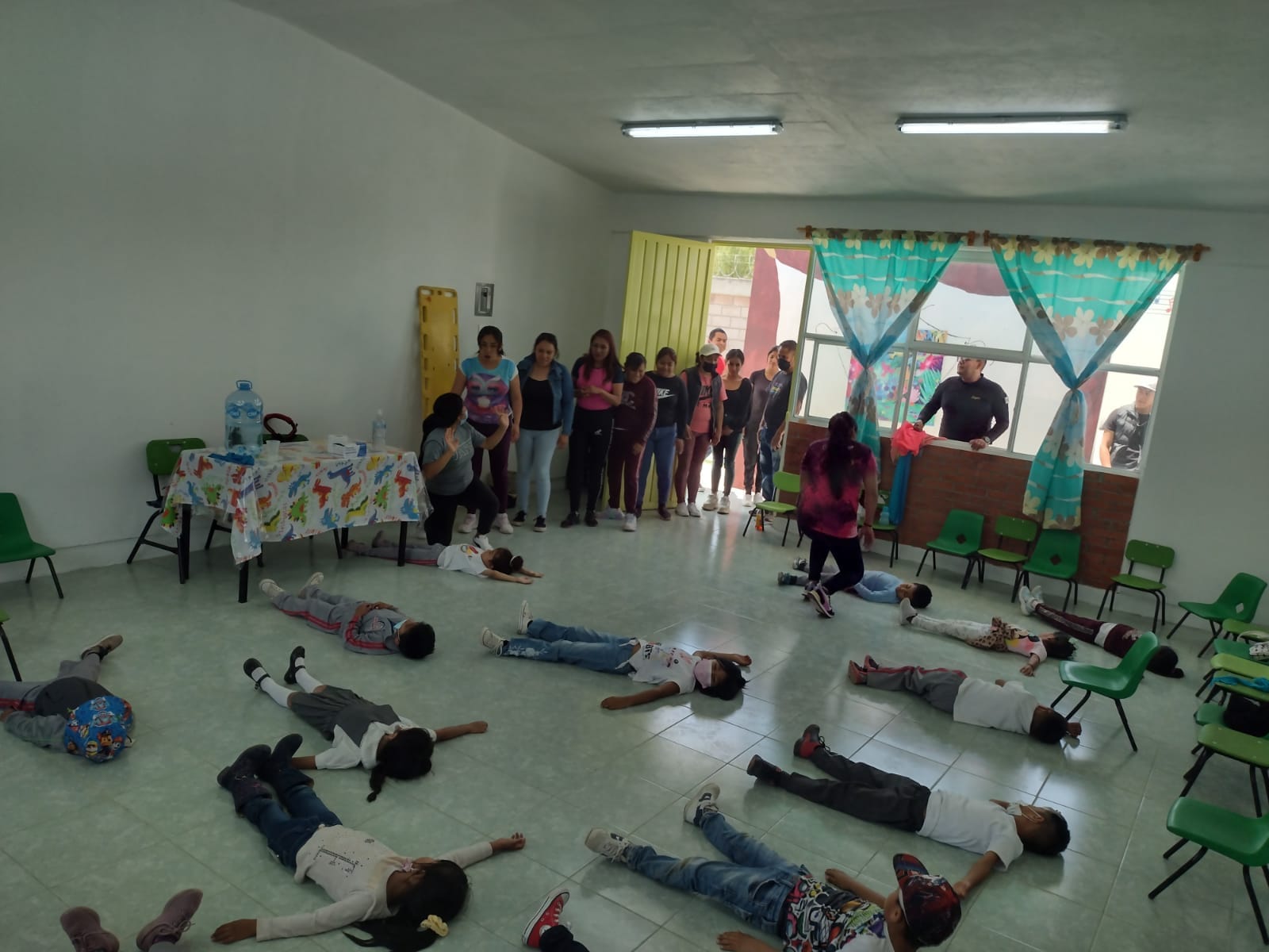 1682081489 486 Impartimos capacitacion del curso basico de Prevencion Combate y