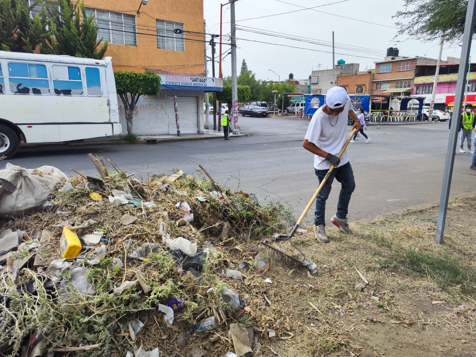 1682259571 752 Jovenes reclutas del ServicioMilitarNacional brindaron su esfuerzo a la comunid