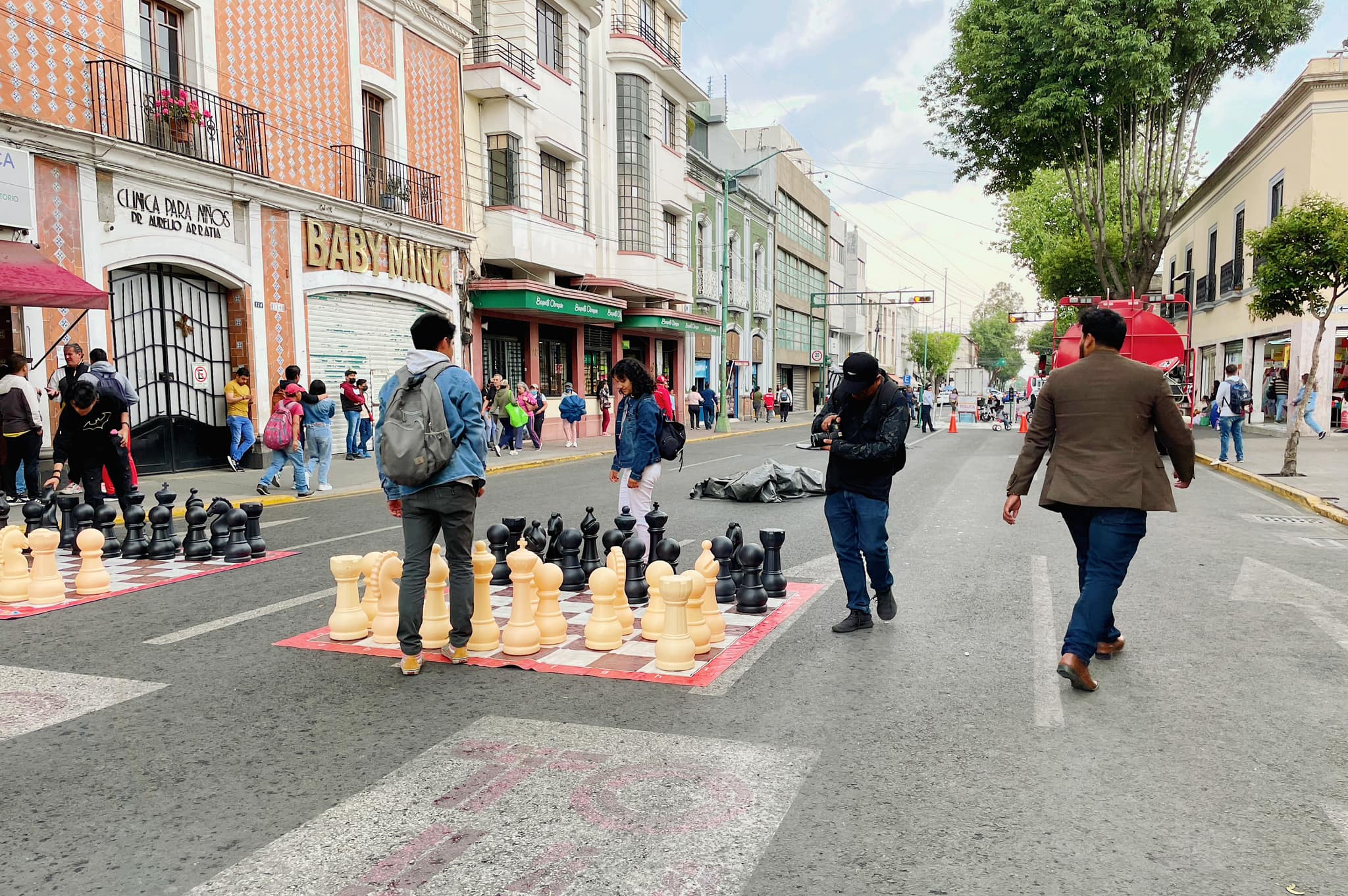 1682289678 160 ¡Cientos de familias se encuentran disfrutando de nuestro Centro Historico