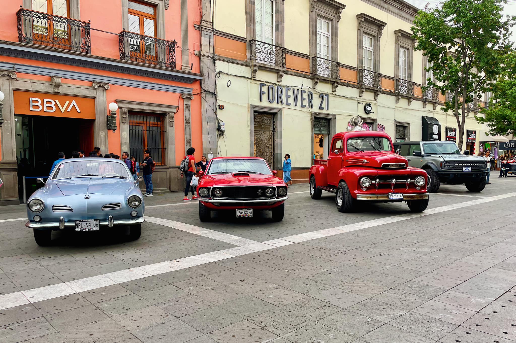 1682289690 878 ¡Cientos de familias se encuentran disfrutando de nuestro Centro Historico