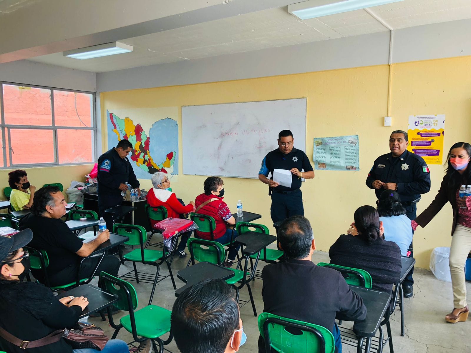 1682607256 735 MochilaAmiga continua su recorrido por diversos planteles educativos con la