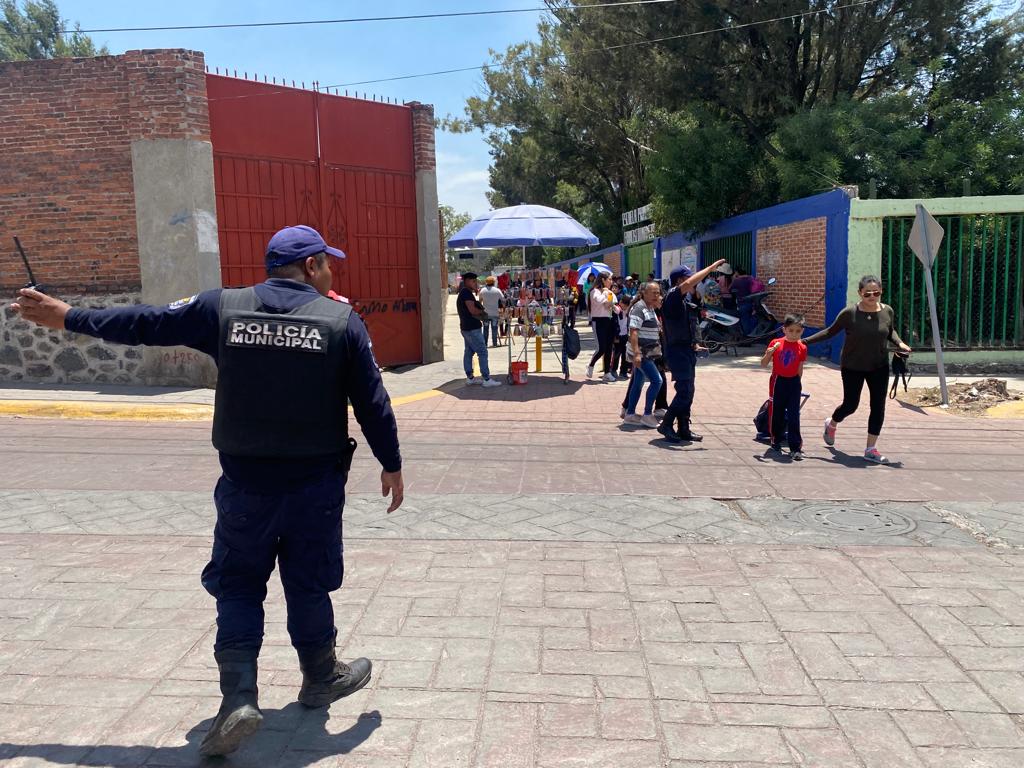 1682620344 966 La direccion de SeguridadPublica mantiene operativos en las zonas escolares