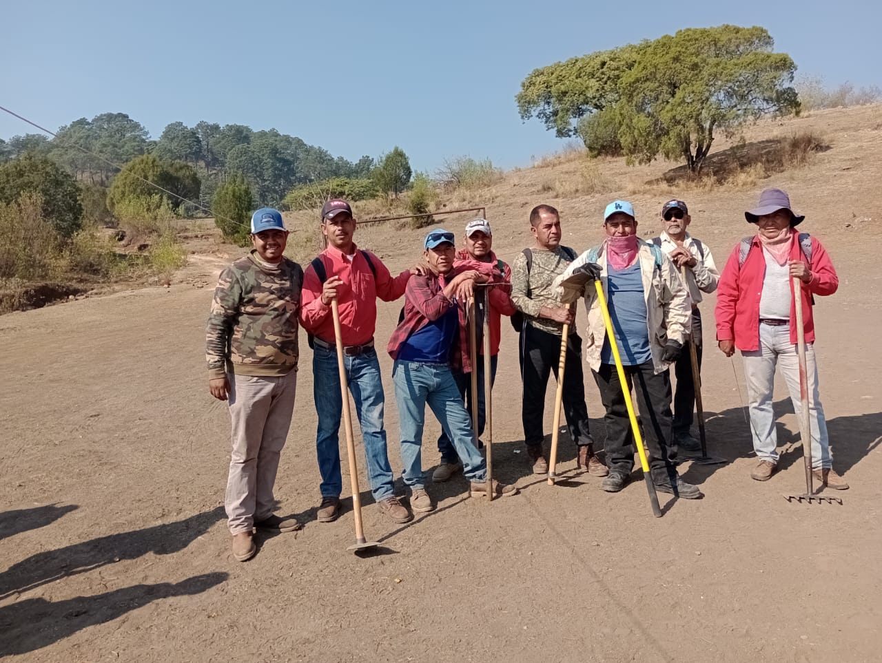 1682621301 844 Reconocemos y agradecemos infinitamente a la brigada municipal Proteccion Civil