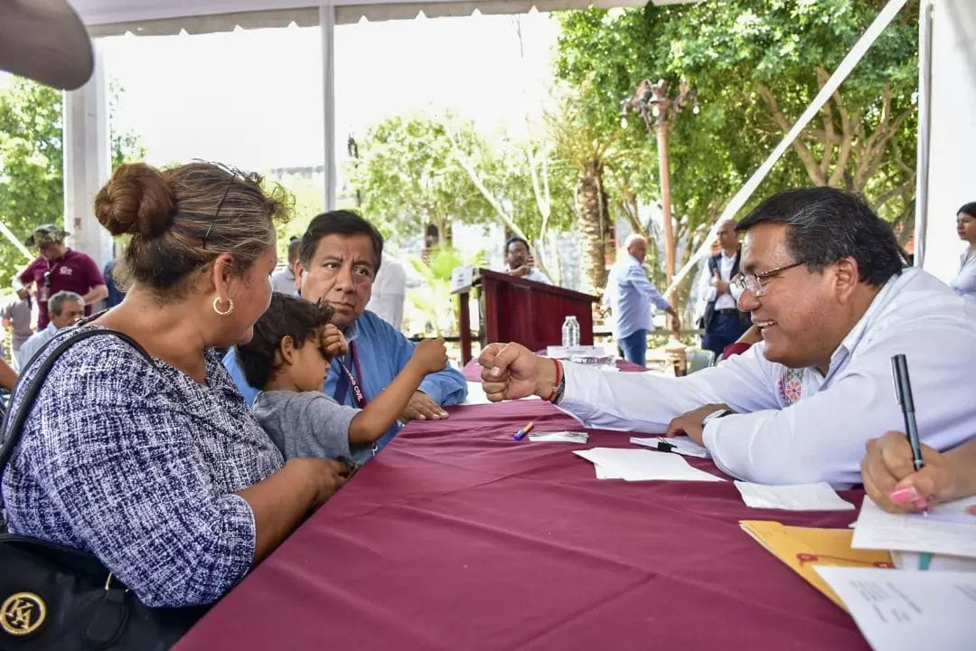 1682701829 686 El Presidente Reyes Miranda agradece la invitacion al MartesCiudadano de