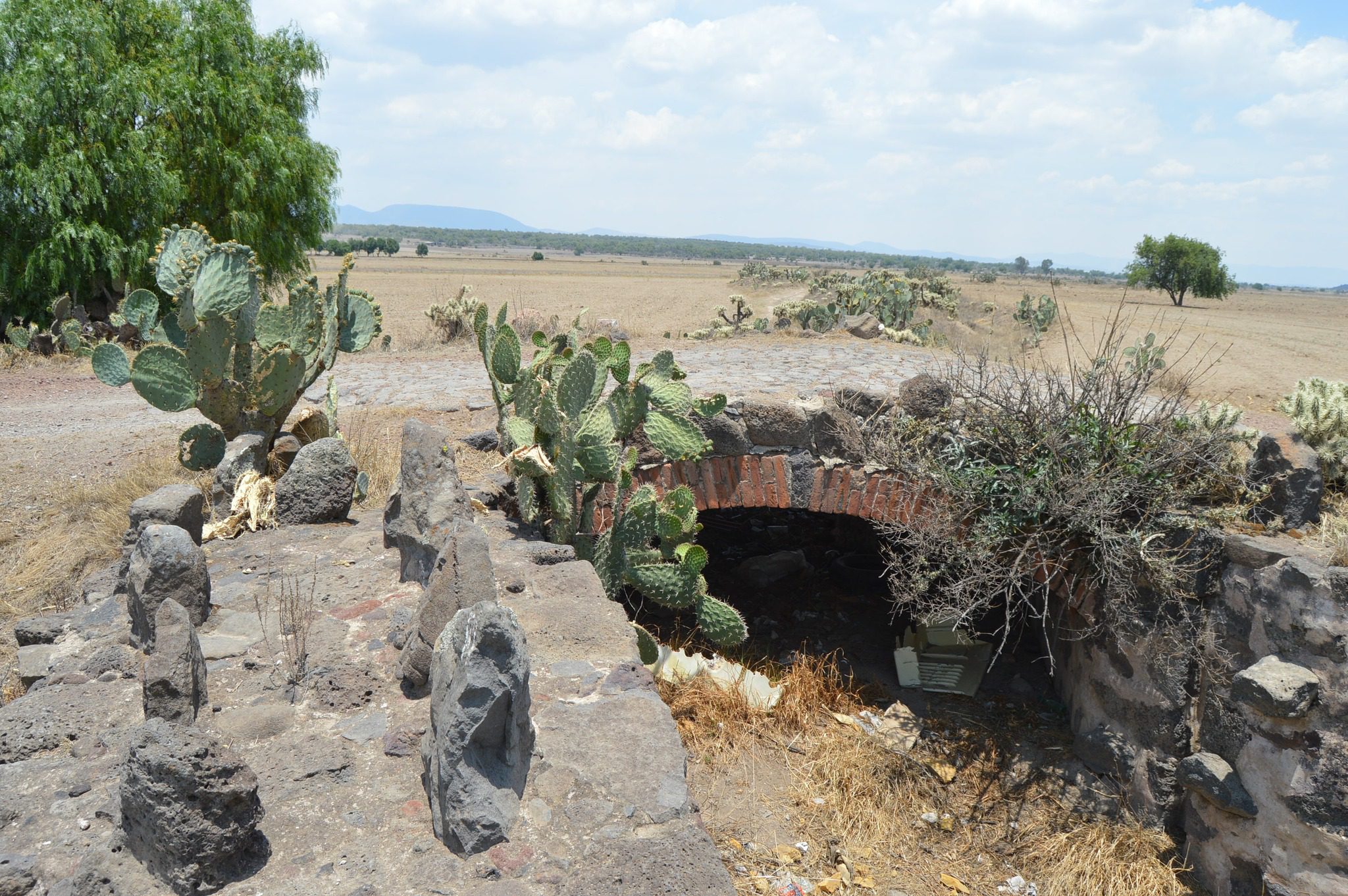 1682794705 124 ¿Conoces el PuenteDePiedra de Presa del Rey Un antiguo lugar