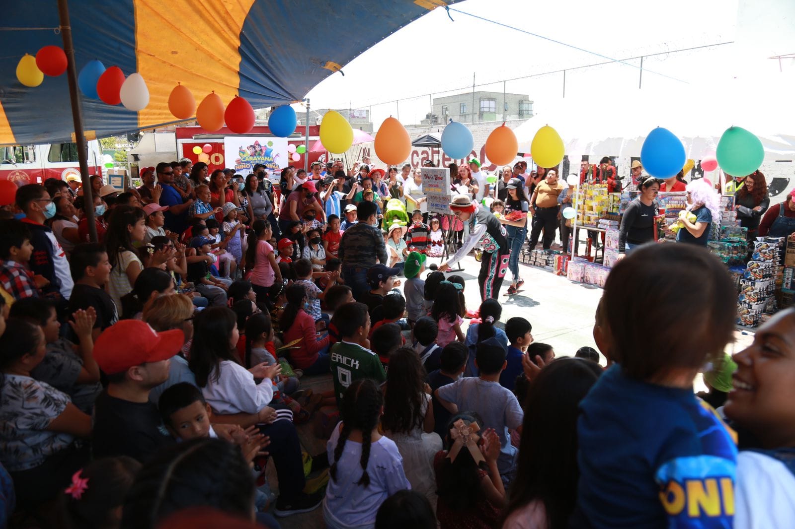 1682897247 446 Risas y mucha diversion llevo la Caravana del DiaDelNino a