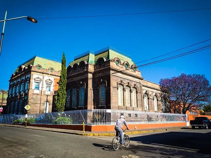 ¡Exelente sabado tenanguenses Si sales de casa no olvides usar jpg