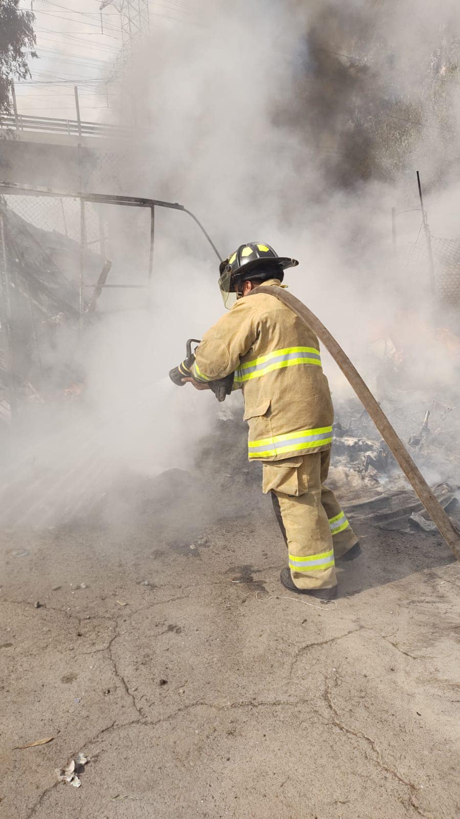 1682971875 La Coordinacion de Proteccion Civil y Bomberos de Metepec sofoca