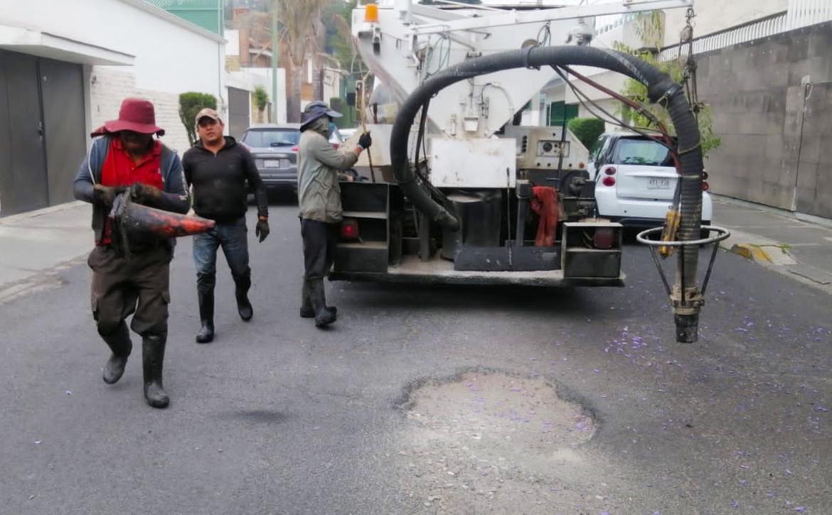 1682984854 179 Los trabajos de bacheo en las calles de Toluca siguen