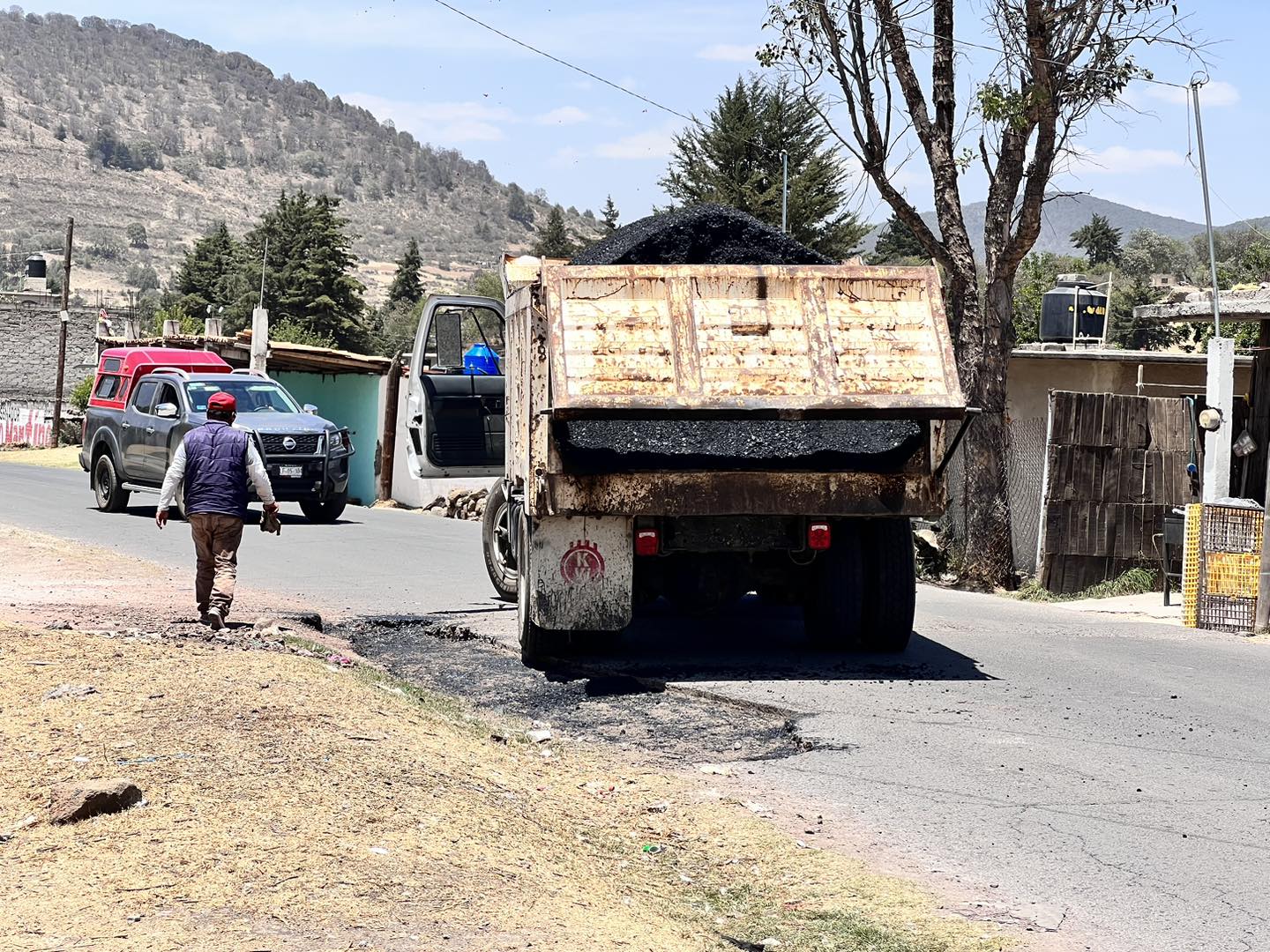 1683063017 767 Vecinas y vecinos se esta llevando a cabo el bacheo