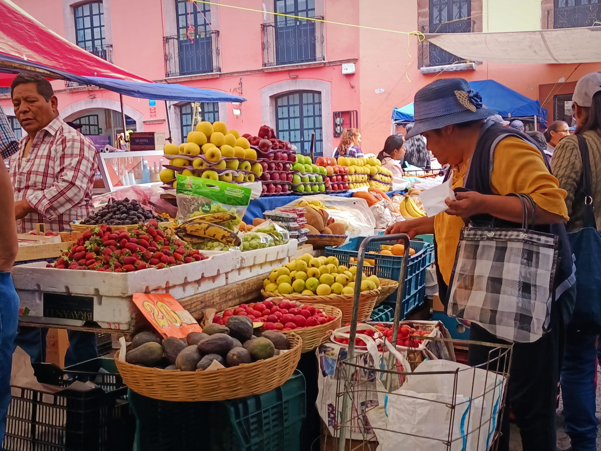 1683238830 48 ConsumeLocal Date una vuelta por nuestro tianguis y encuentra