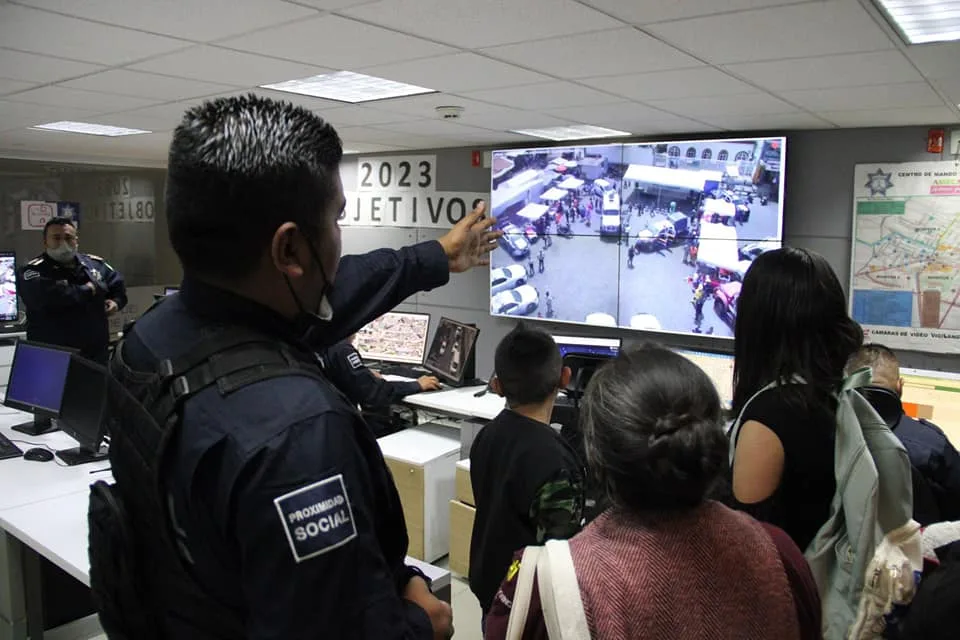 1683461854 Como parte de las actividades de la FeriaPorTuSeguridad les mostramos jpg