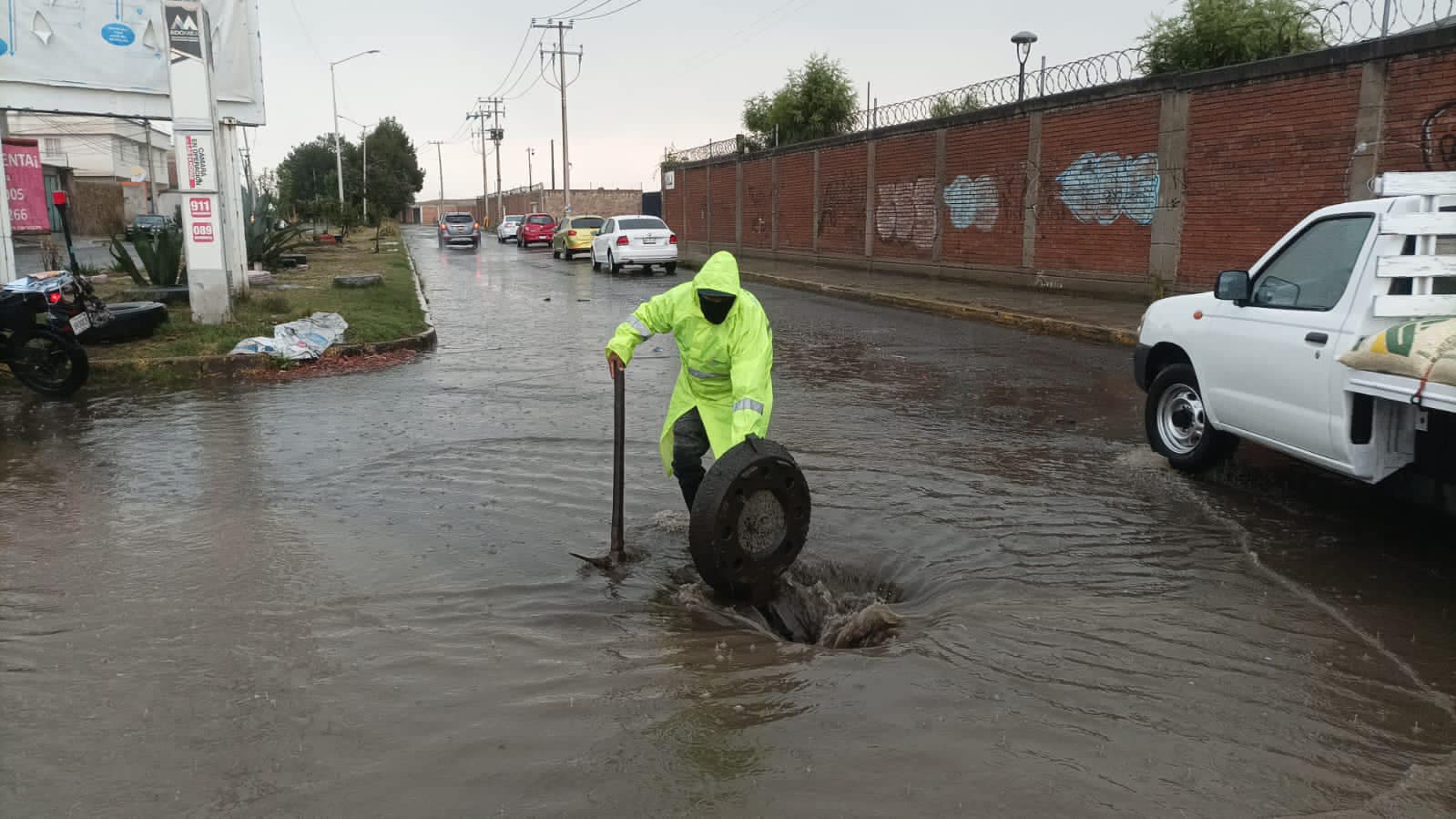 1683579270 40 Llueve en Metepec y estamos atentos a tus reportes