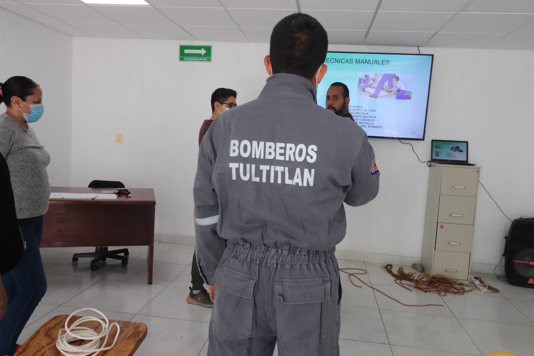 1683589462 439 La Coordinacion Municipal de ProteccionCivilyBomberos Tultitlan ofrece el ser