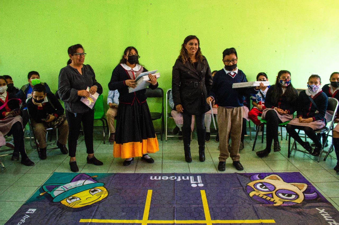 1683674432 442 ESTUDIANTES DE CHIMALHUACAN RECIBEN CAPACITACION SOBRE ROBO DE INFORMACION PERSO