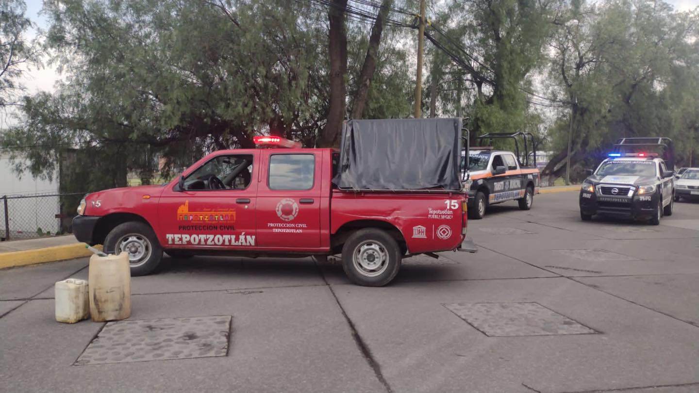 1683762621 367 El arbol que cayo sobre avenida del trabajo ya fue