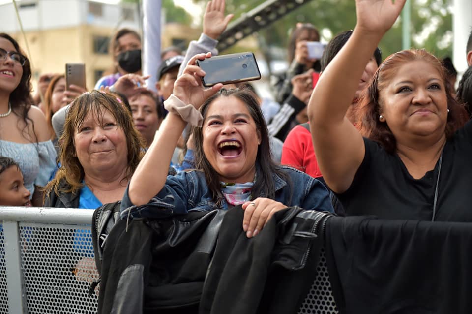 1683837499 574 Las risas no faltaron este 10DeMayo El elenco de La