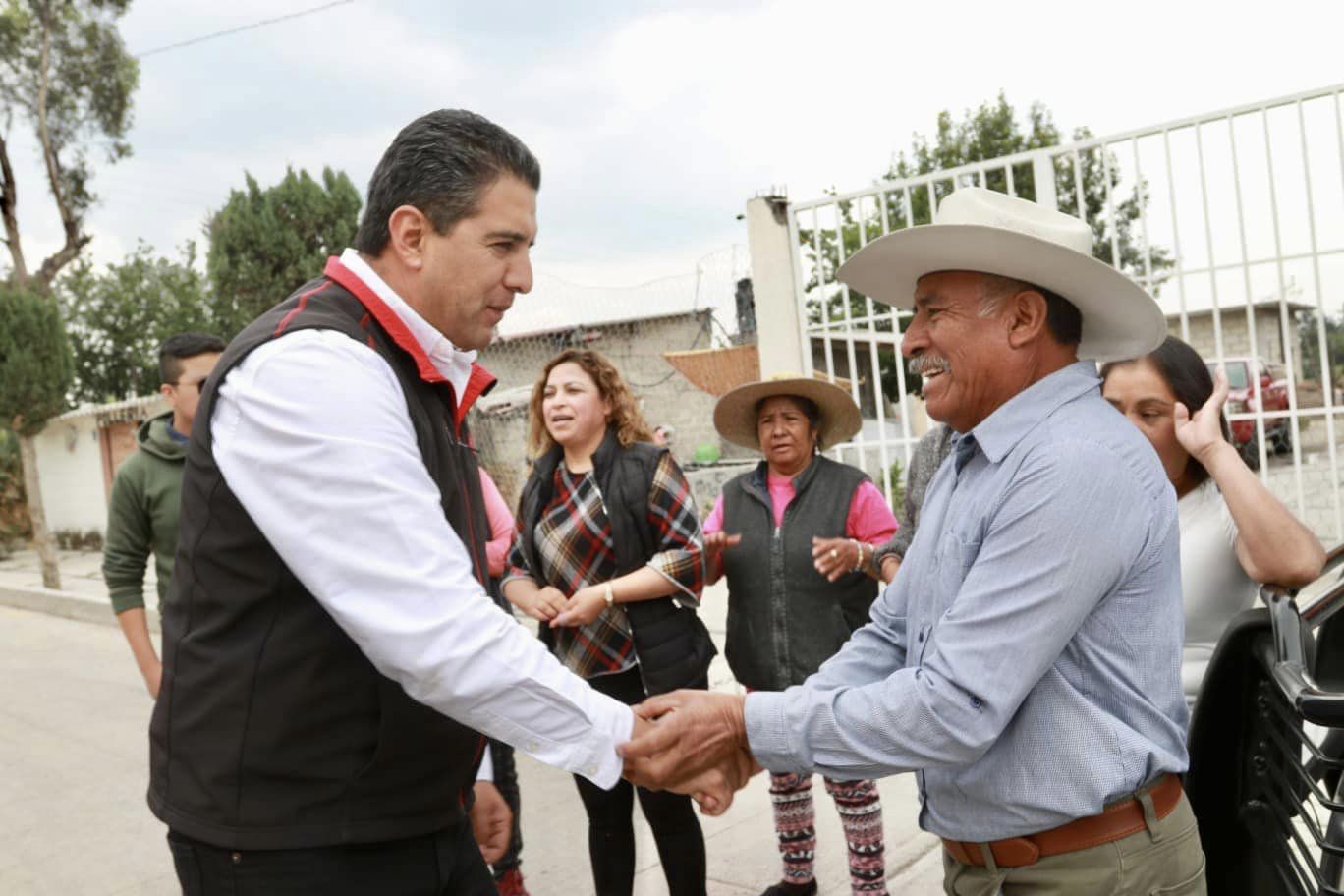 1684270884 193 Integrantes del Cabildola presidenta del DIF Ixtlahuaca Alba Morales y