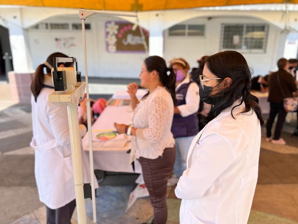 1684352367 609 Salud Se esta llevando a cabo Feria de la