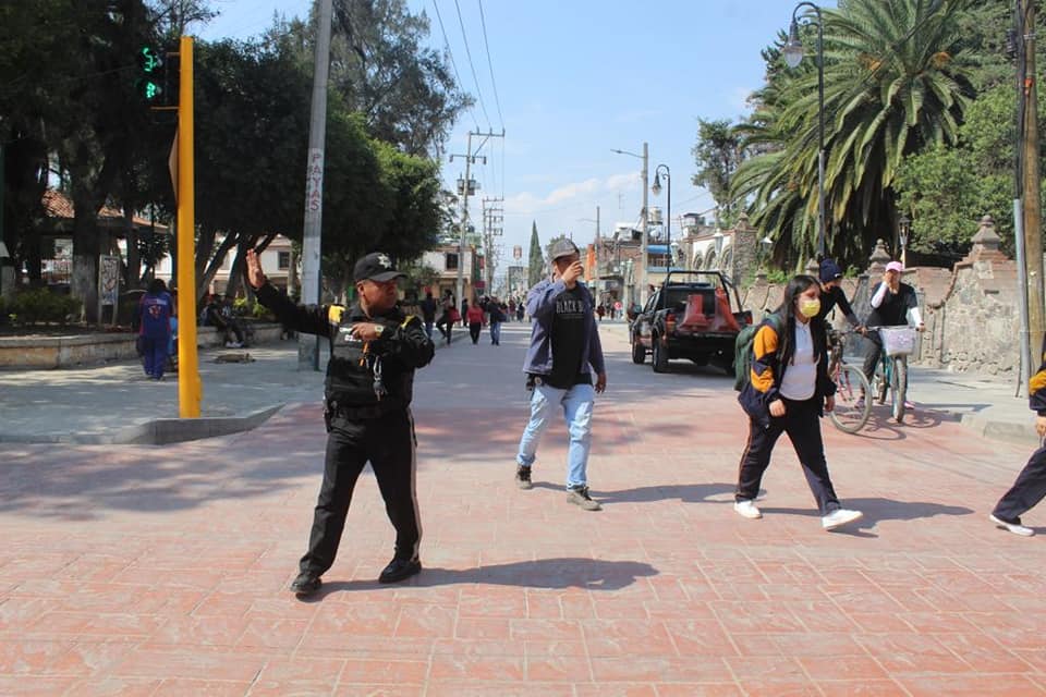 1684498401 REAPERTURAN AVENIDA NEZAHUALCOYOTL DE LA CABECERA MUNICIPAL