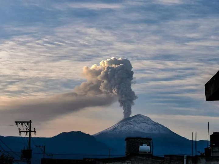 1684762960 Actividad del volcan Popocatepetl El Cenapred informa que se mantiene jpg