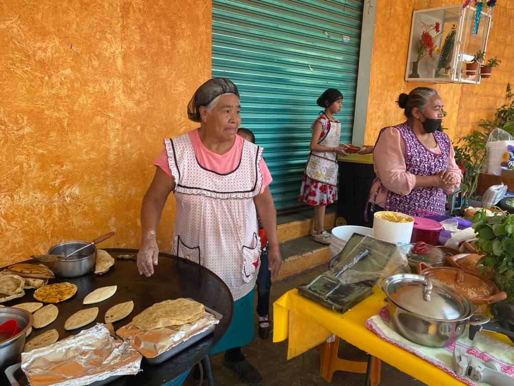 1684959559 248 ¿Conoces a Dona Mati Ella es vecina de San Bartolome