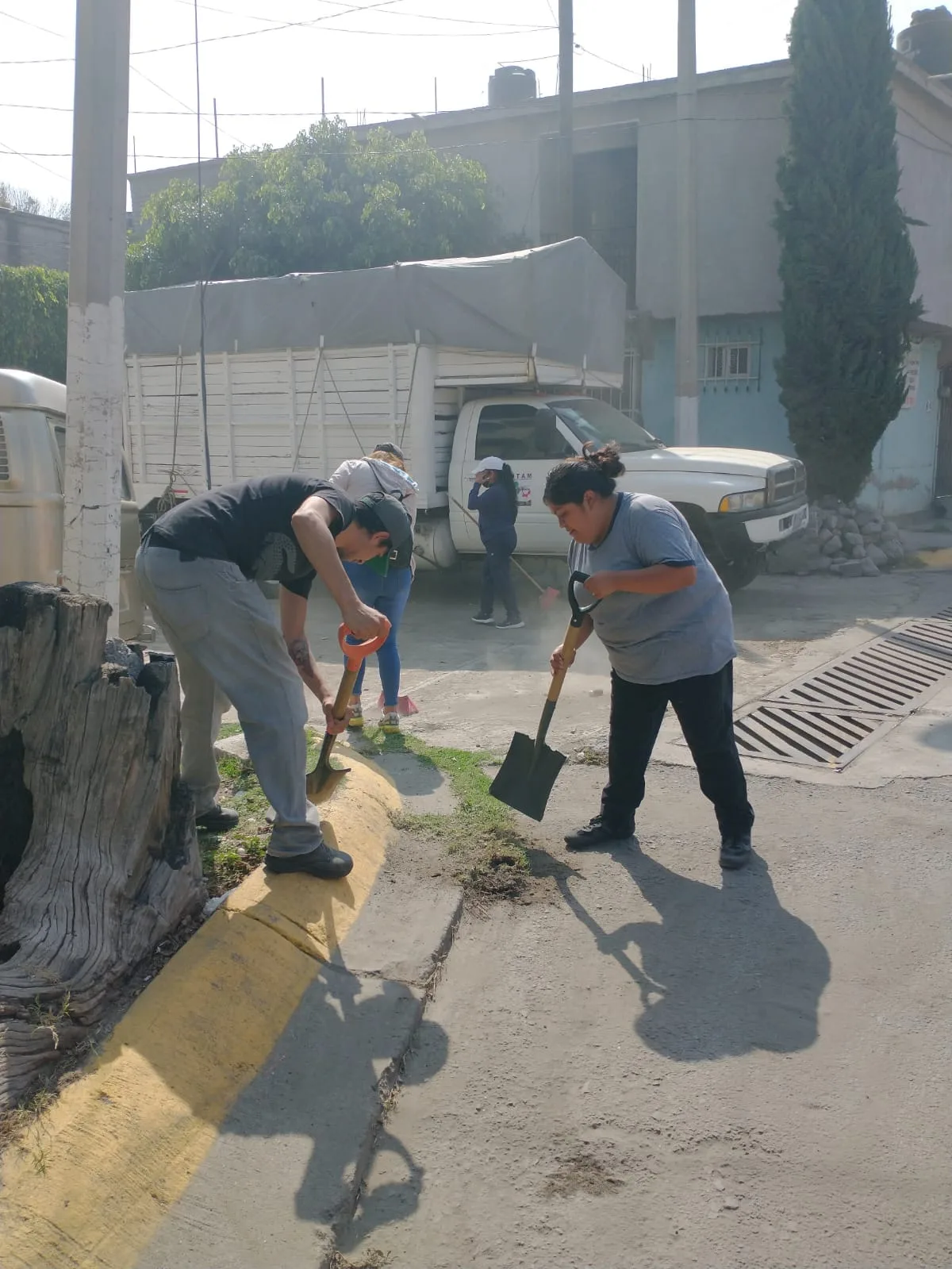 1685217669 CON JORNADA SABATINA GOBIERNO DE CHIMALHUACAN LIMPIA CALLES DE LA jpg