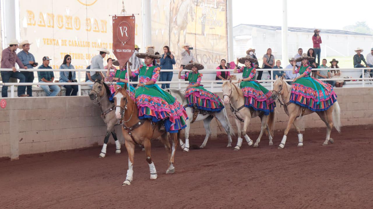 1685228906 866 Asi se vivio esta manana la Primera Feria de Escaramuzas