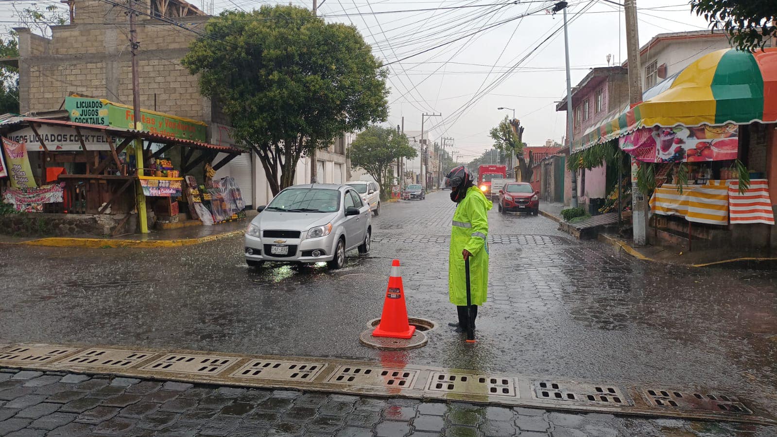 1685231424 5 Llueve en Metepec Estamos pendientes de tus reportes en el