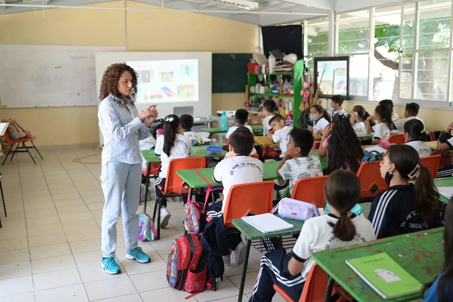 1685400292 Platica Alumnos de la Escuela Primaria Lic Benito Juarez jpg