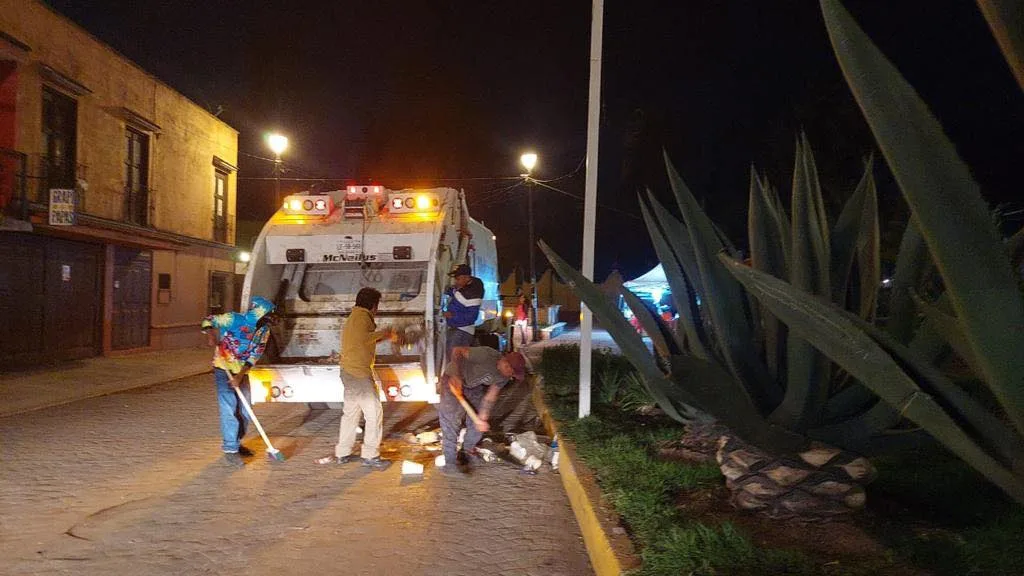 1685541922 Desde esta madrugada se limpiaron a fondo calles y avenidas jpg