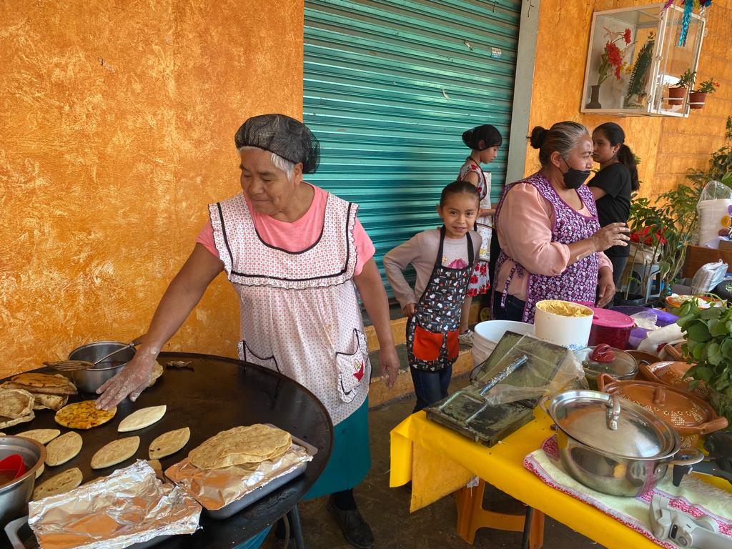 ¿Conoces a Dona Mati Ella es vecina de San Bartolome