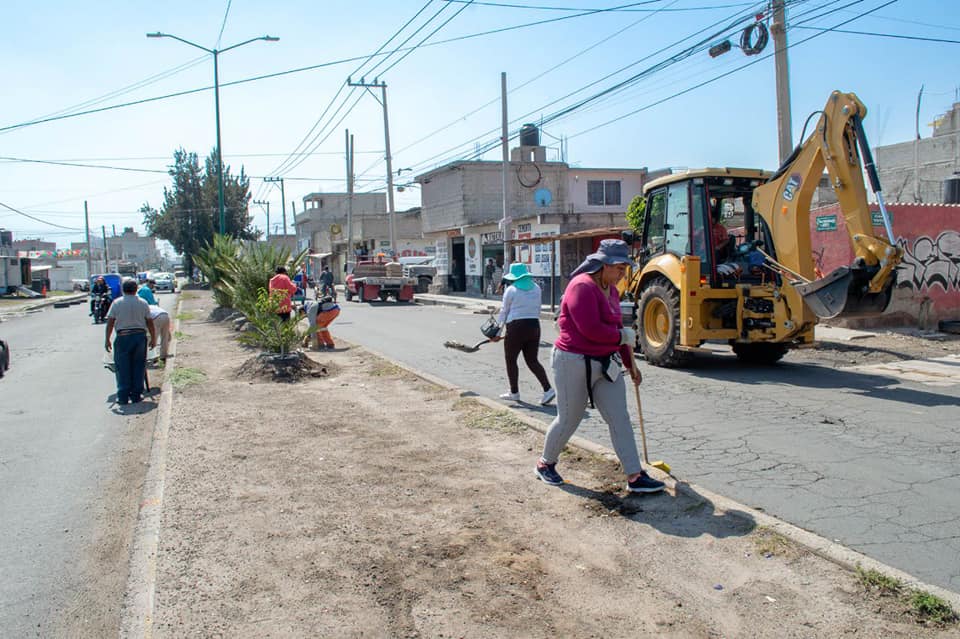 1685881943 26 GOBIERNO DE CHIMALHUACAN REALIZA JORNADA DE LIMPIEZA SABATINA EN AVENIDA