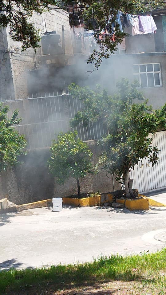 1685967560 Proteccion Civil y Bomberos atendio reporte de incendio en casa